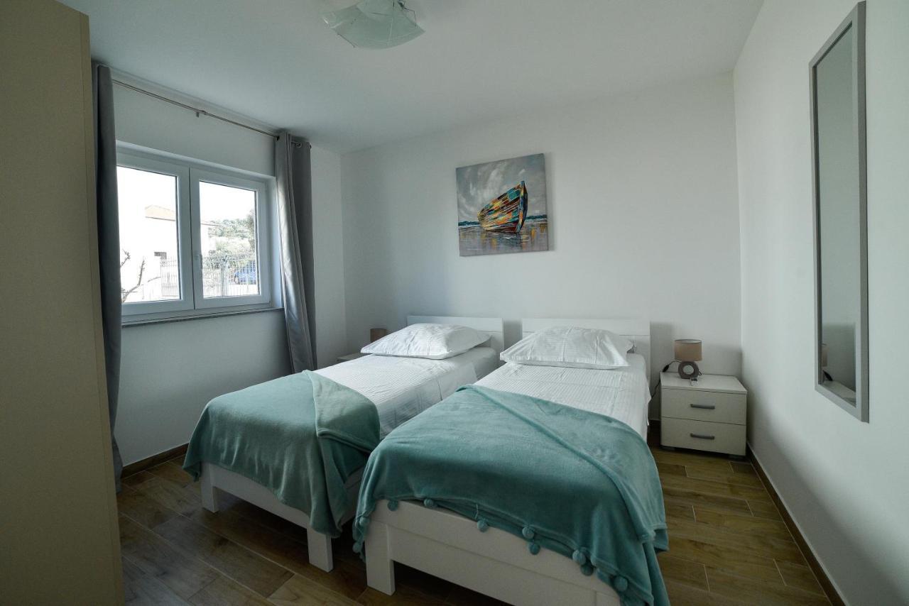 Holiday Home Mb Ražanj Buitenkant foto