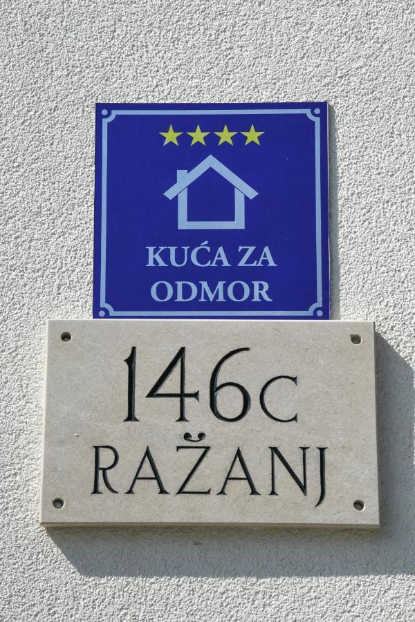Holiday Home Mb Ražanj Buitenkant foto