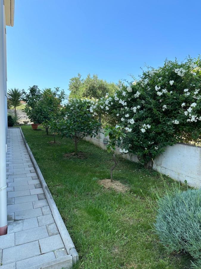 Holiday Home Mb Ražanj Buitenkant foto