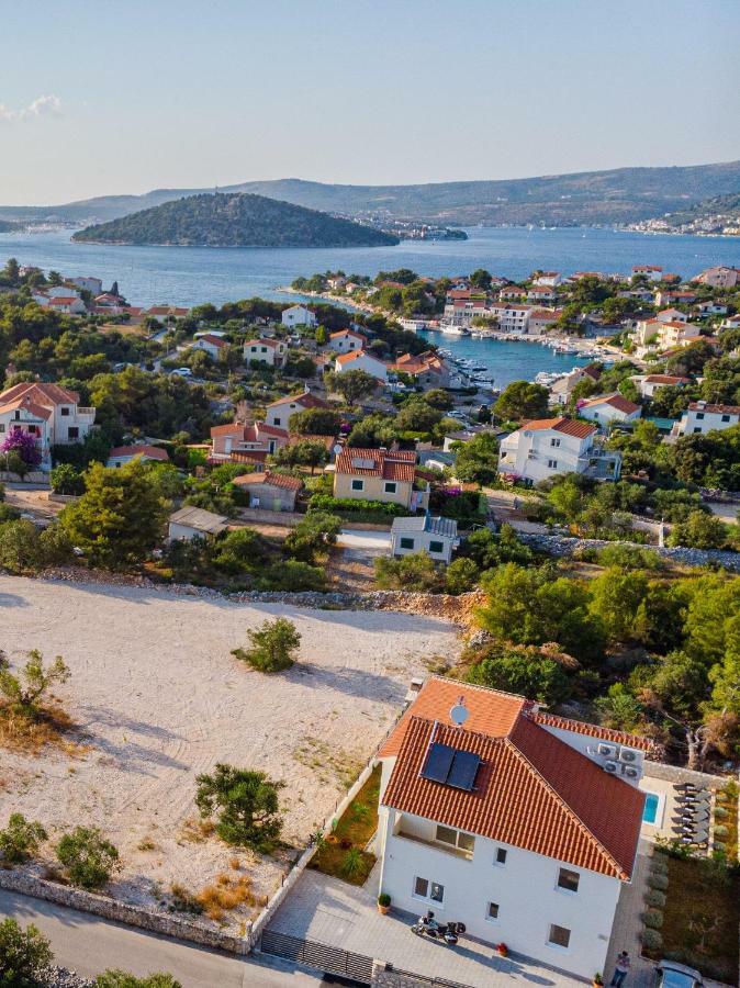 Holiday Home Mb Ražanj Buitenkant foto